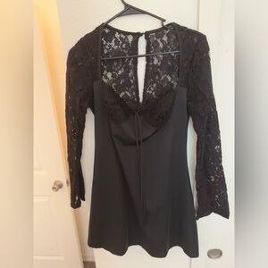 Black lace long sleeves dress